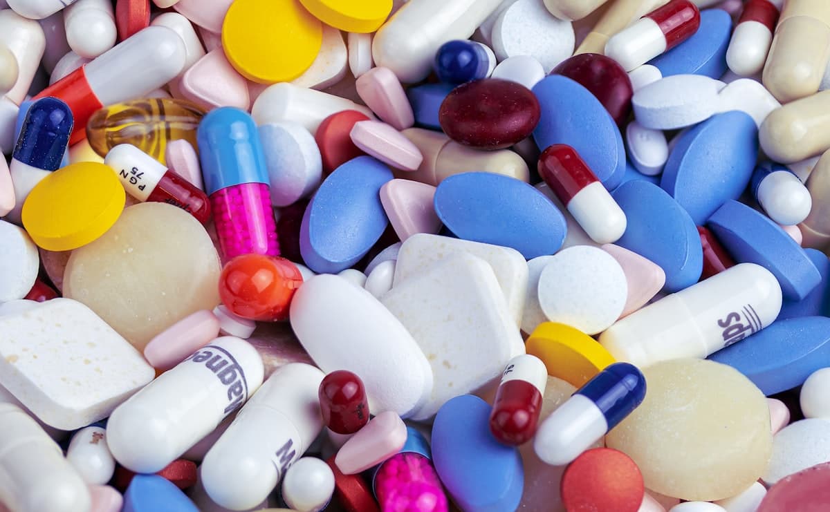 Quando un Integratore e un Farmaco e Quando Solo una Compressa Piu Costosa
