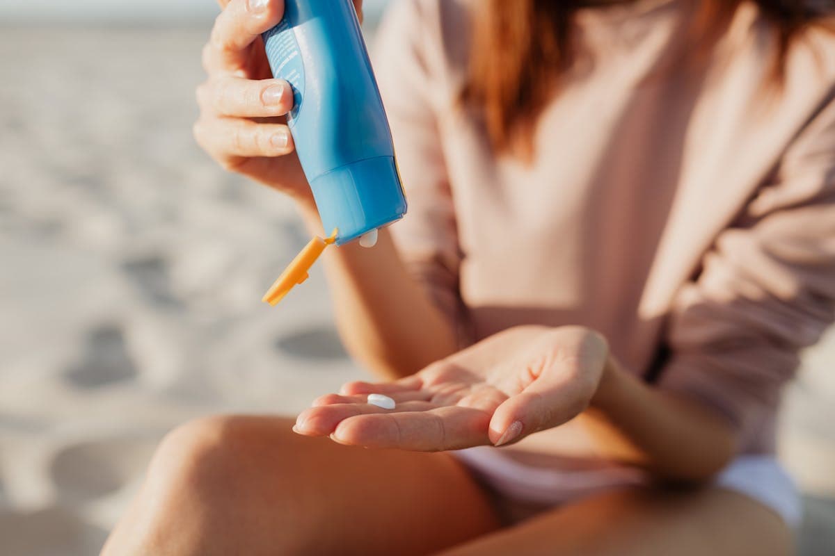 Farmaci che sensibilizzano al sole — attenzione in primavera e in estate
